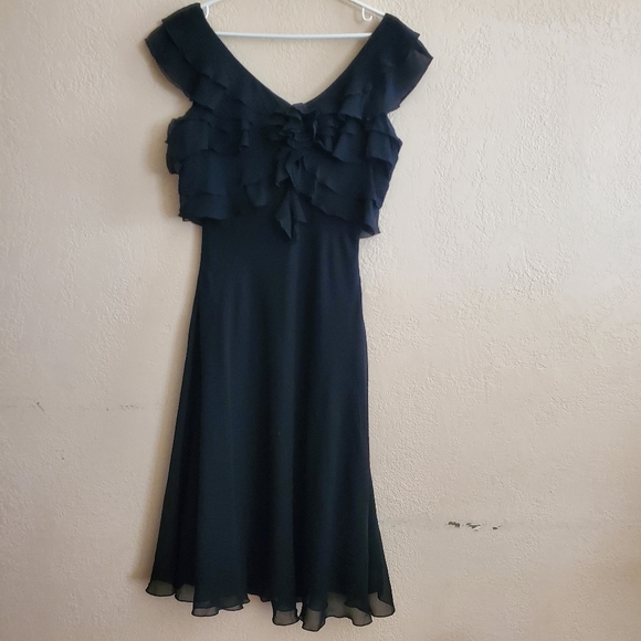 alain manoukian Midi Ruffle V-neck Dress - Picture 1 of 10